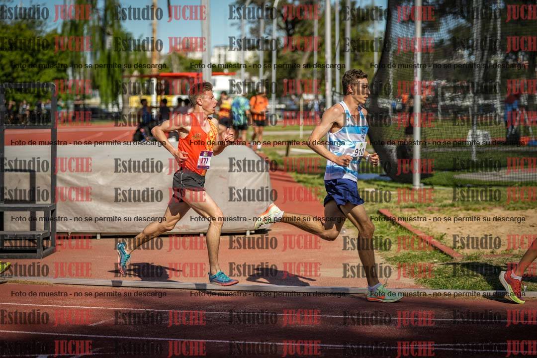 Fotos de los 5000 m llanos de varones