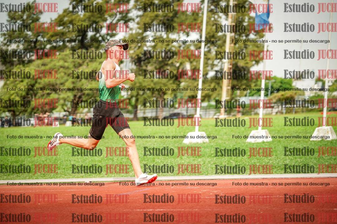 Fotos de los 3000 m con obstáculos de varones