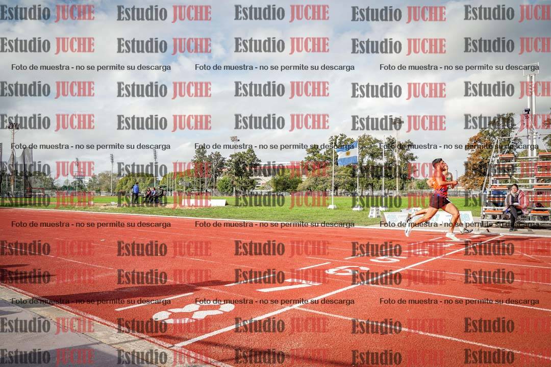 Fotos de los 400 m llanos de varones