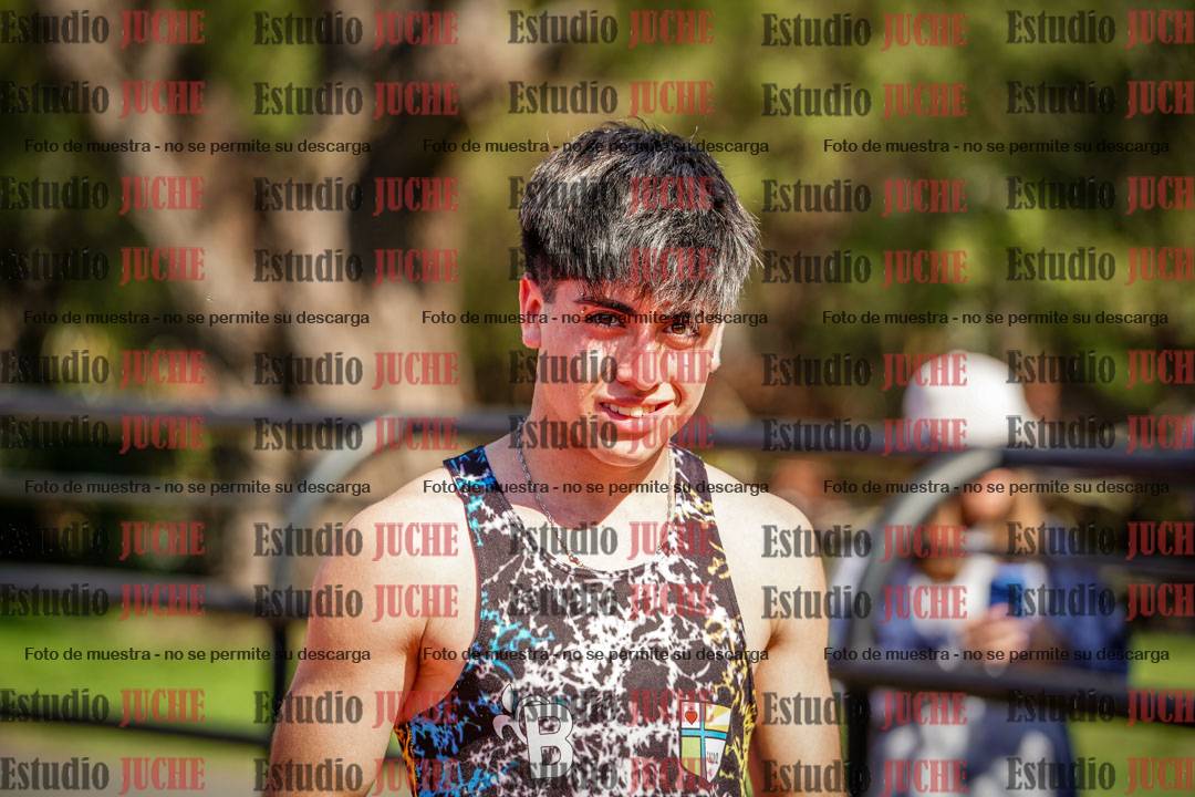 Fotos de los 400 m llanos de varones