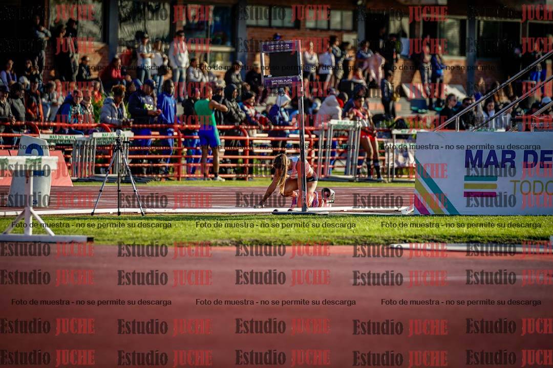 Fotos de los relevos 4x100 m de mujeres