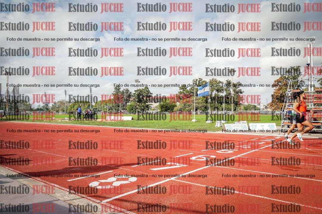Fotos de los 400 m llanos de varones