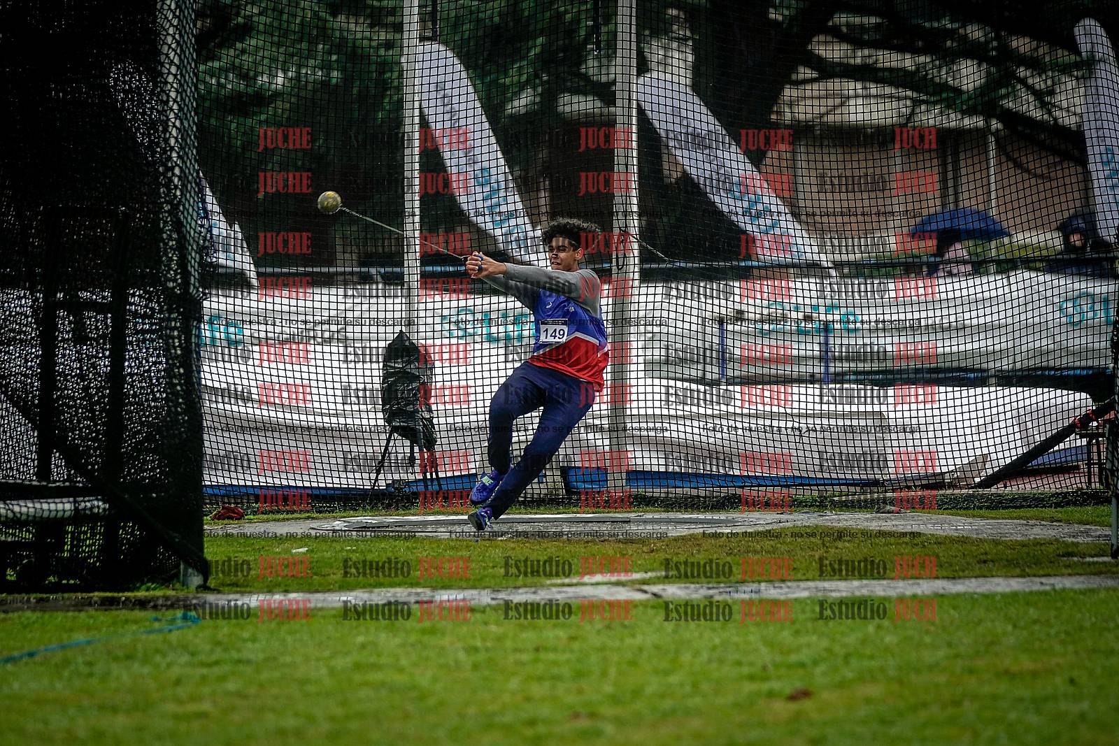 Fotos del lanzamiento de martillo de varones