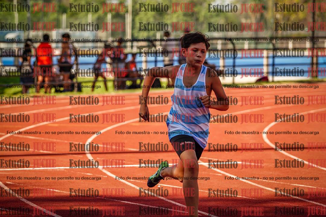 Fotos de los 400 m llanos de varones