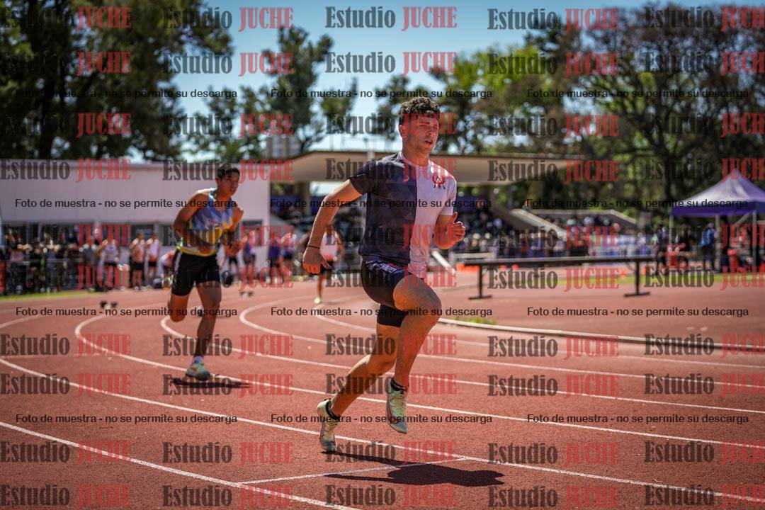 Fotos de los 400 m llanos de varones