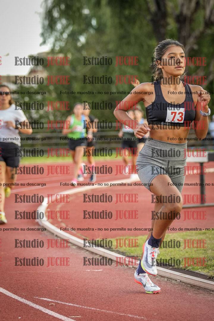 Fotos de los 1500 m llanos de mujeres