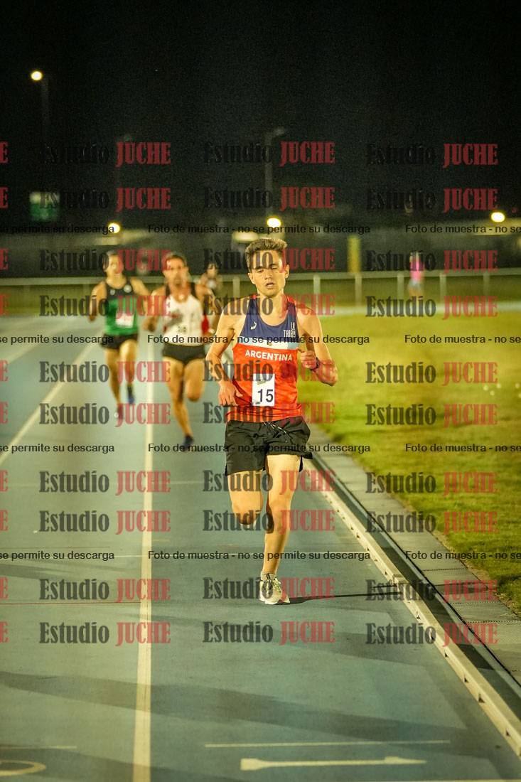 Fotos de los 3000 m llanos de varones