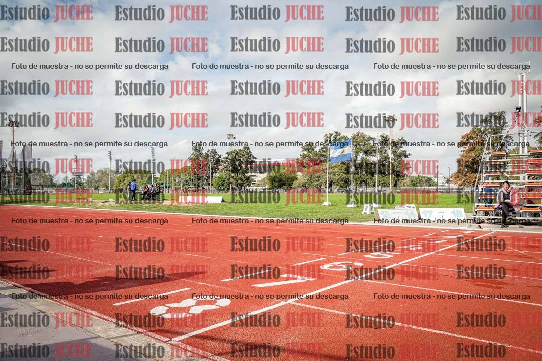 Fotos de los 400 m llanos de varones