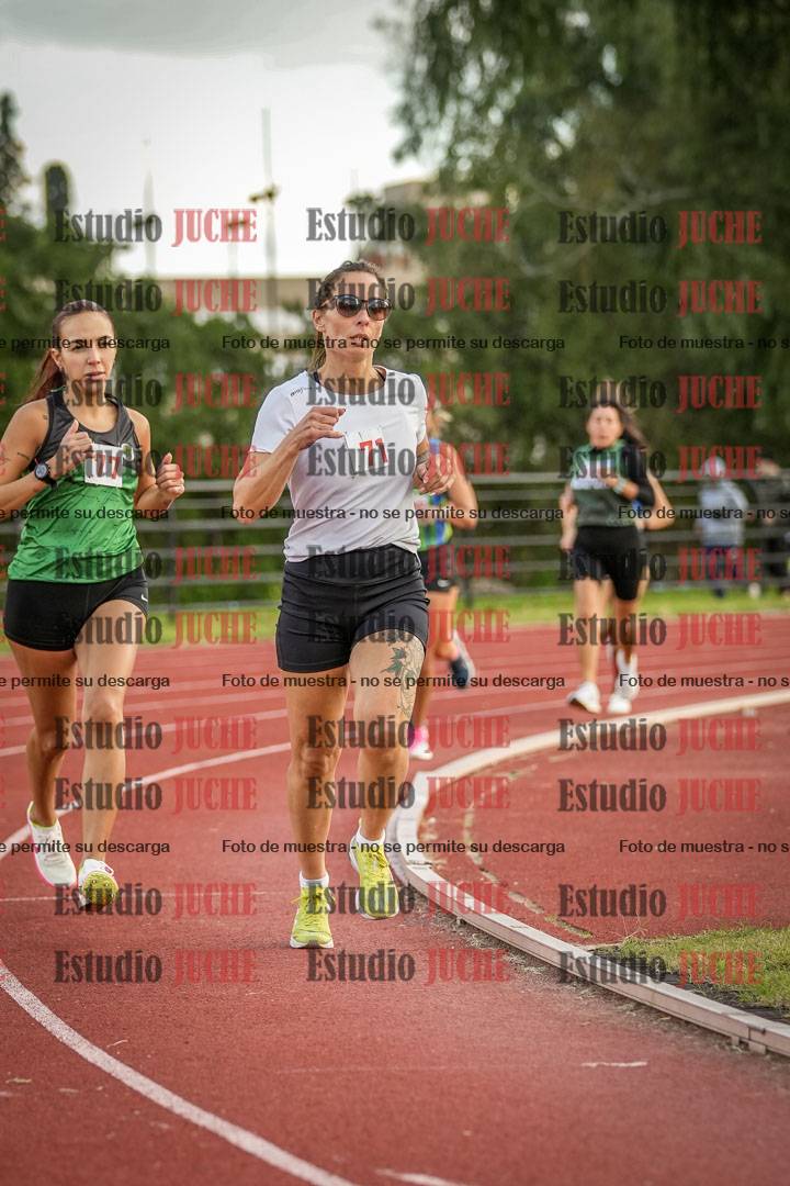 Fotos de los 1500 m llanos de mujeres