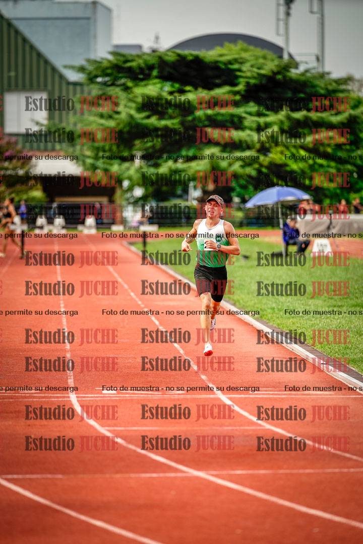 Fotos de los 3000 m con obstáculos de varones