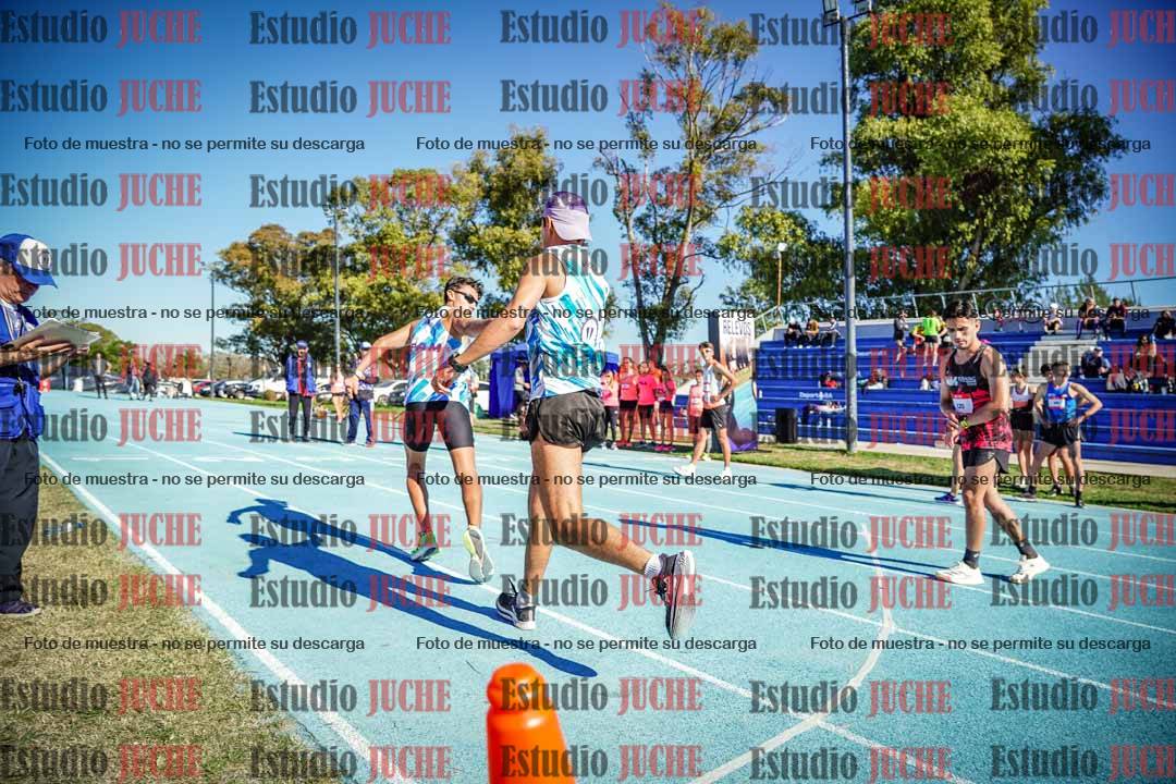 Fotos durante los relevos