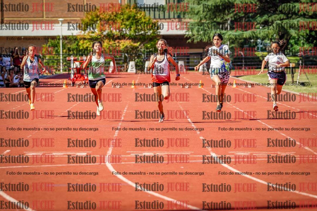 Fotos de los 50 m llanos de mujeres