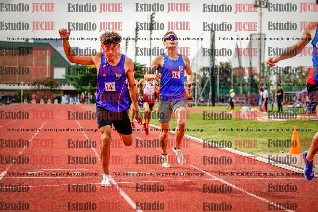 Fotos de los 800 m de varones