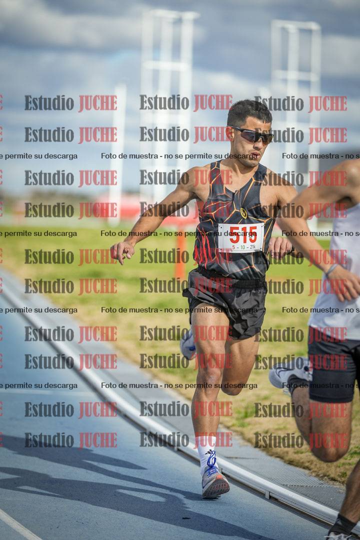 Fotos de los 5000 m llanos de varones