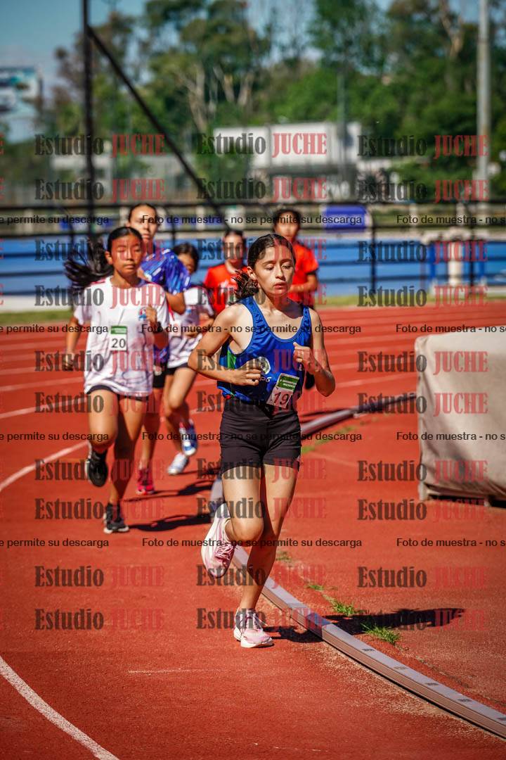 Fotos de los 1200 m llanos de mujeres