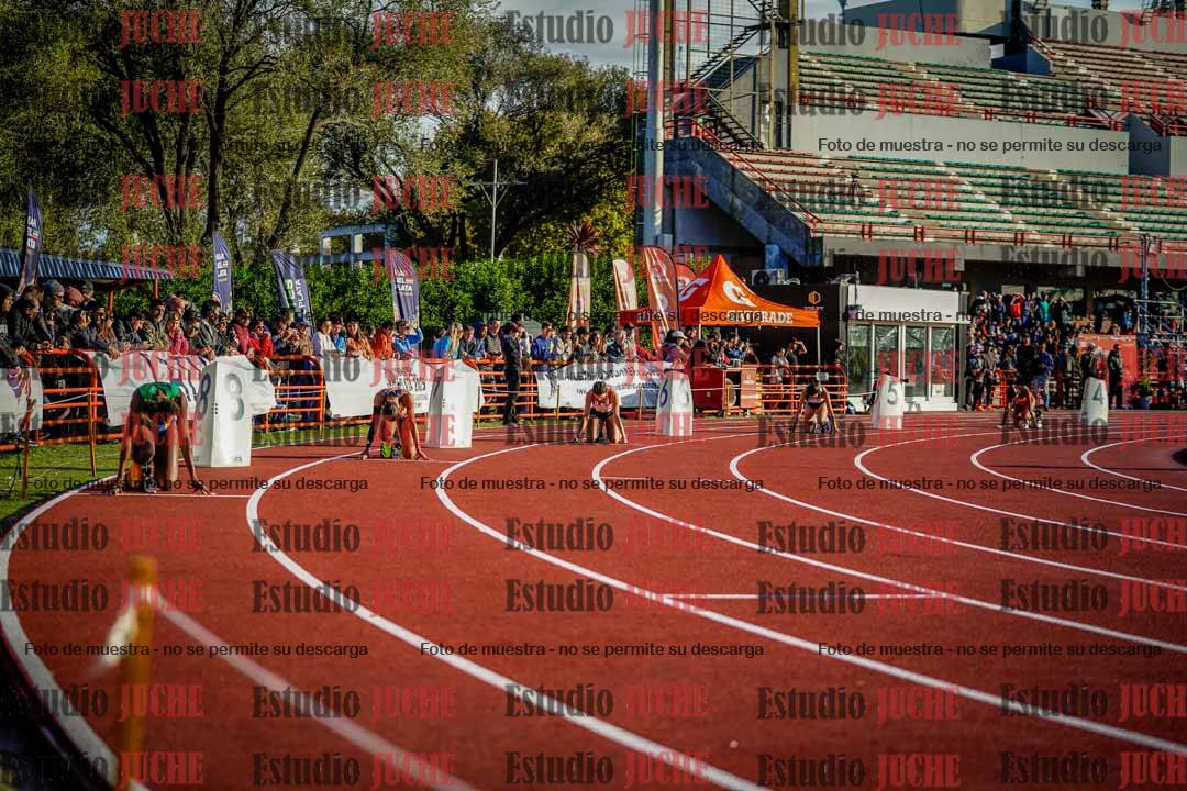 Fotos de los relevos 4x100 m de mujeres