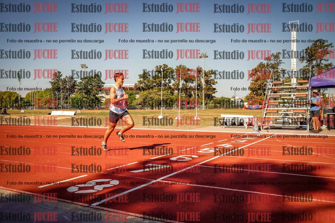 Fotos de los 400 m llanos de varones