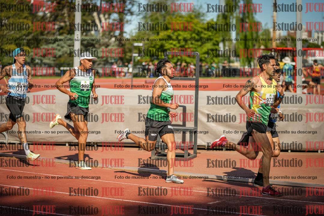 Fotos de los 5000 m llanos de varones