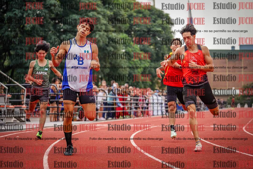 Fotos de los 200 m llanos de varones