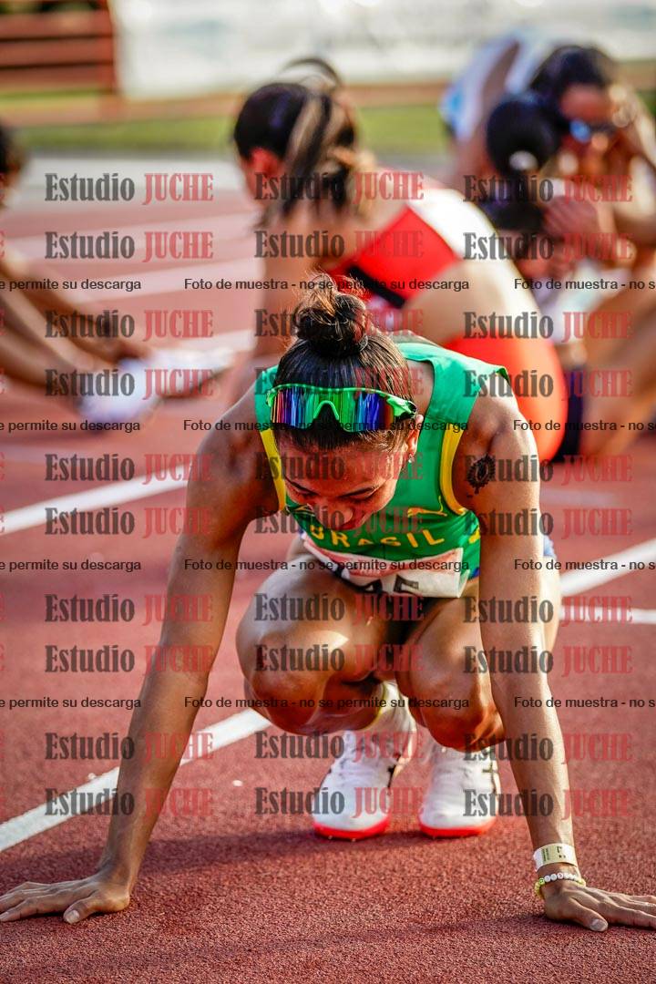 Fotos de algunos extras y podios del día 1
