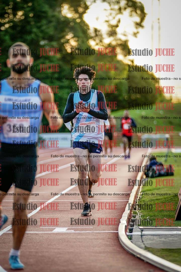 Fotos de los 1500 m llanos de varones - deca 10