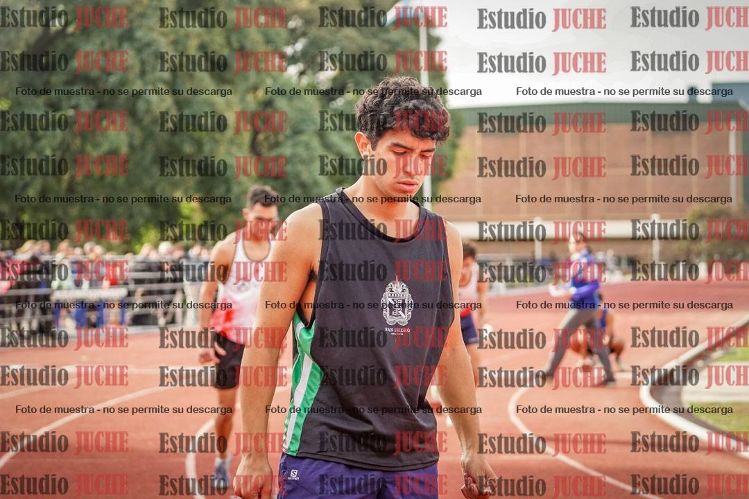 Fotos de los 400 m llanos de varones