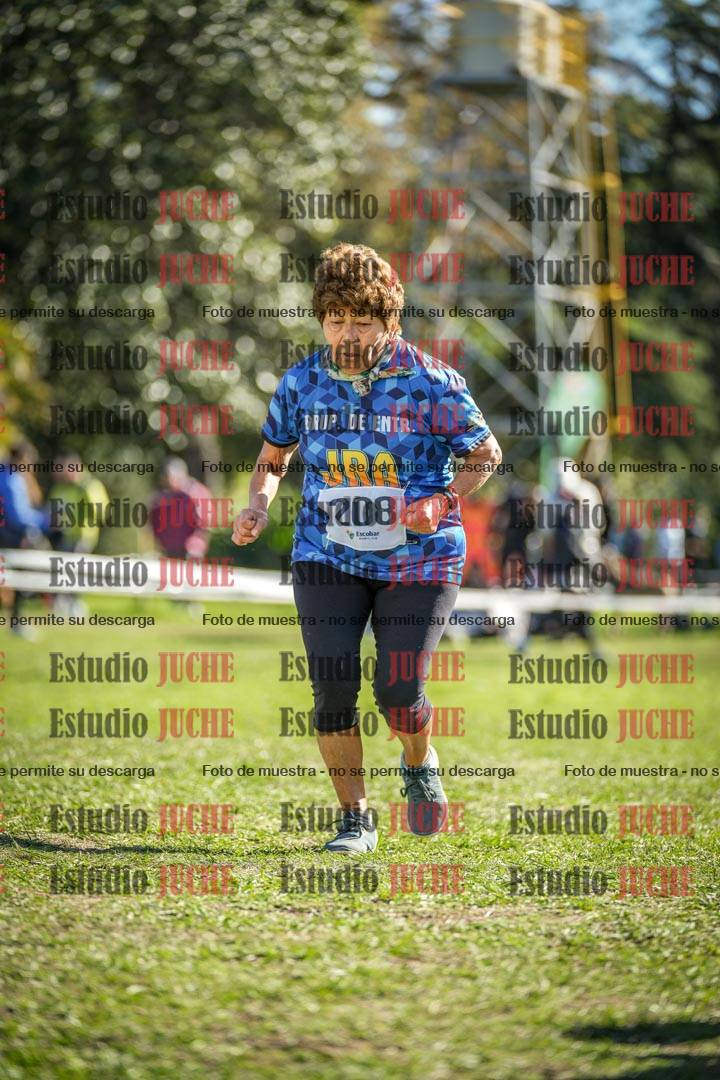 Fotos de la llegada del cross de 1500 m