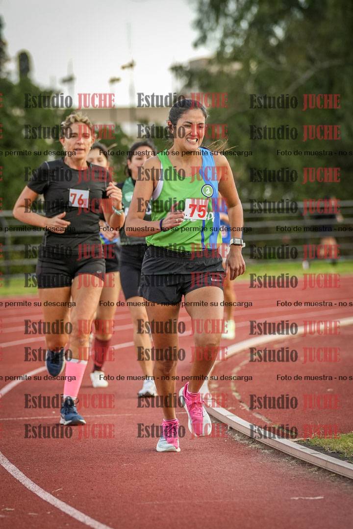 Fotos de los 1500 m llanos de mujeres