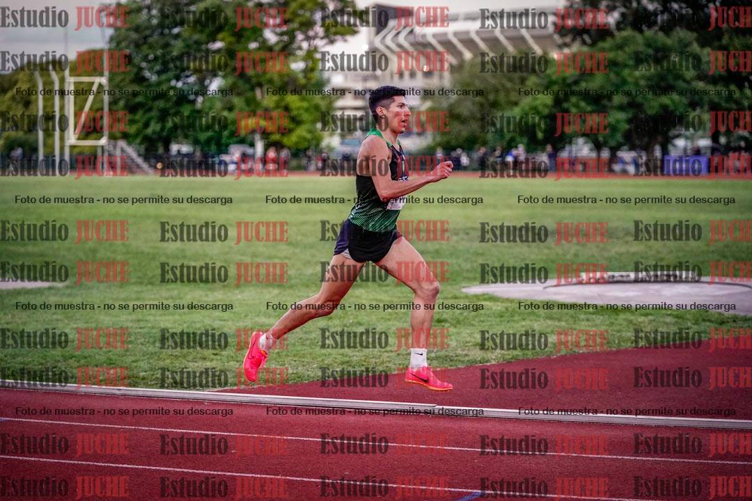 Fotos de los 1500 m llanos de varones