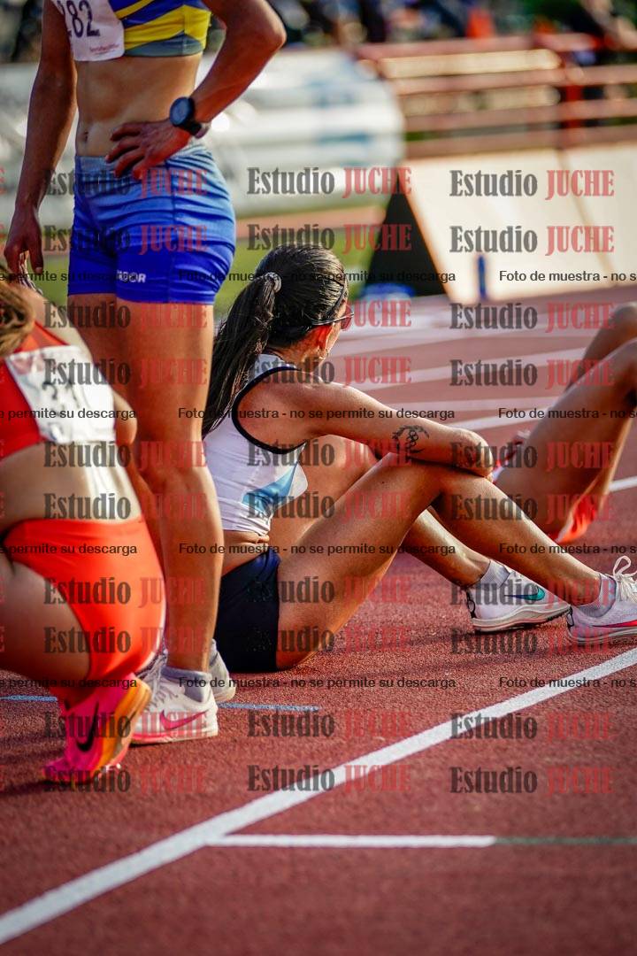 Fotos de algunos extras y podios del día 1