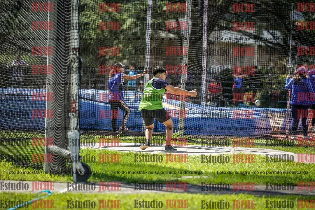 Fotos del lanzamiento de martillo de varones