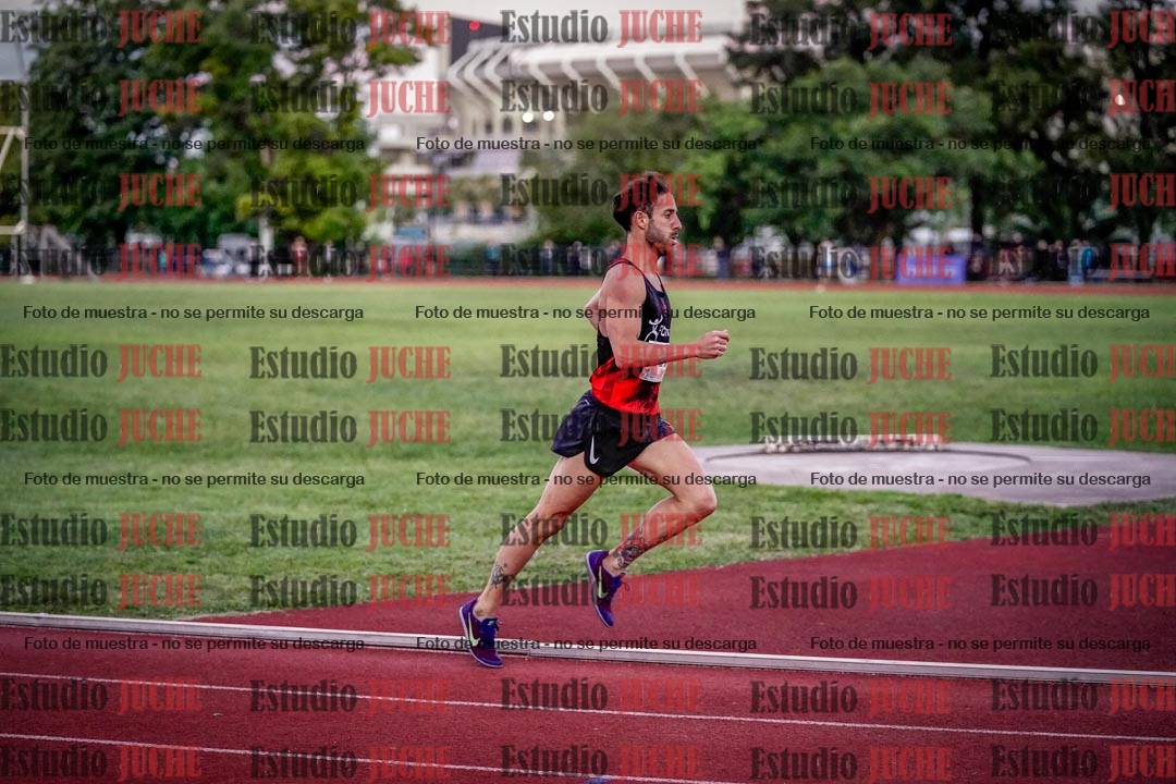 Fotos de los 1500 m llanos de varones
