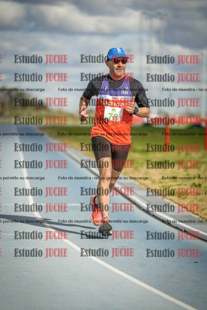Fotos de los 5000 m llanos de varones