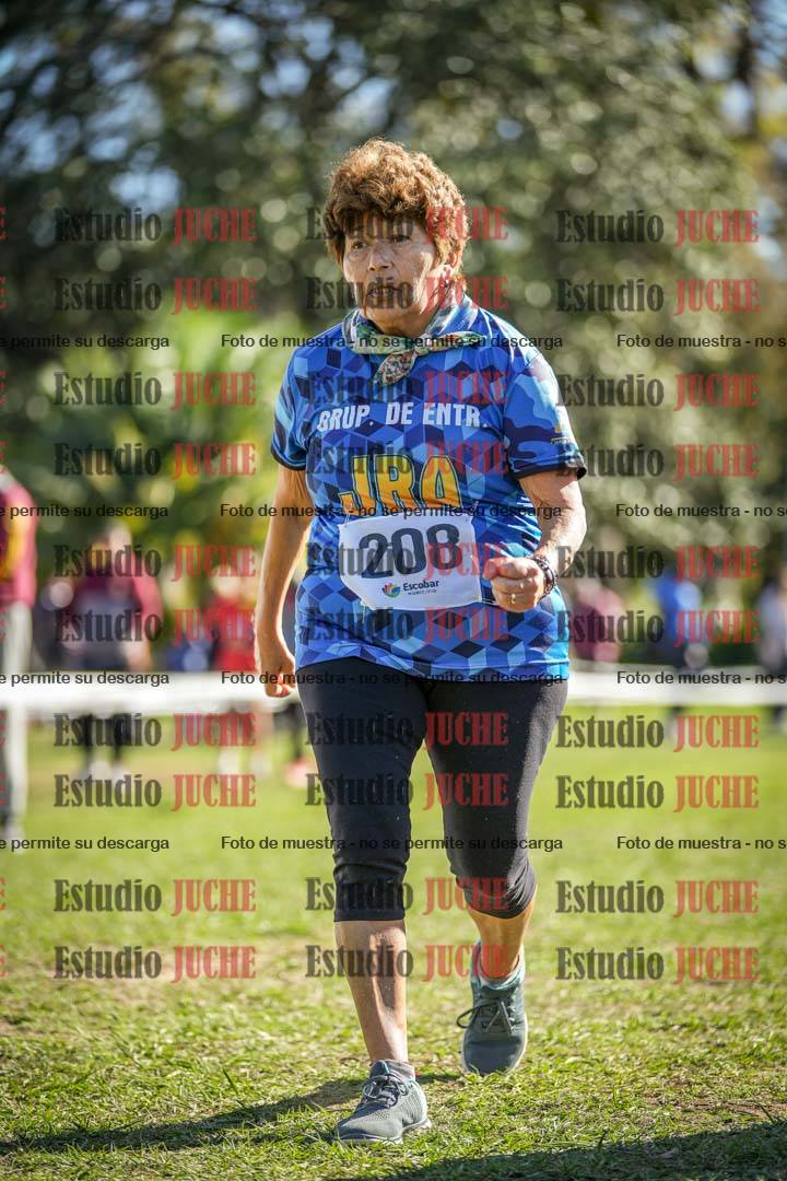 Fotos de la llegada del cross de 1500 m