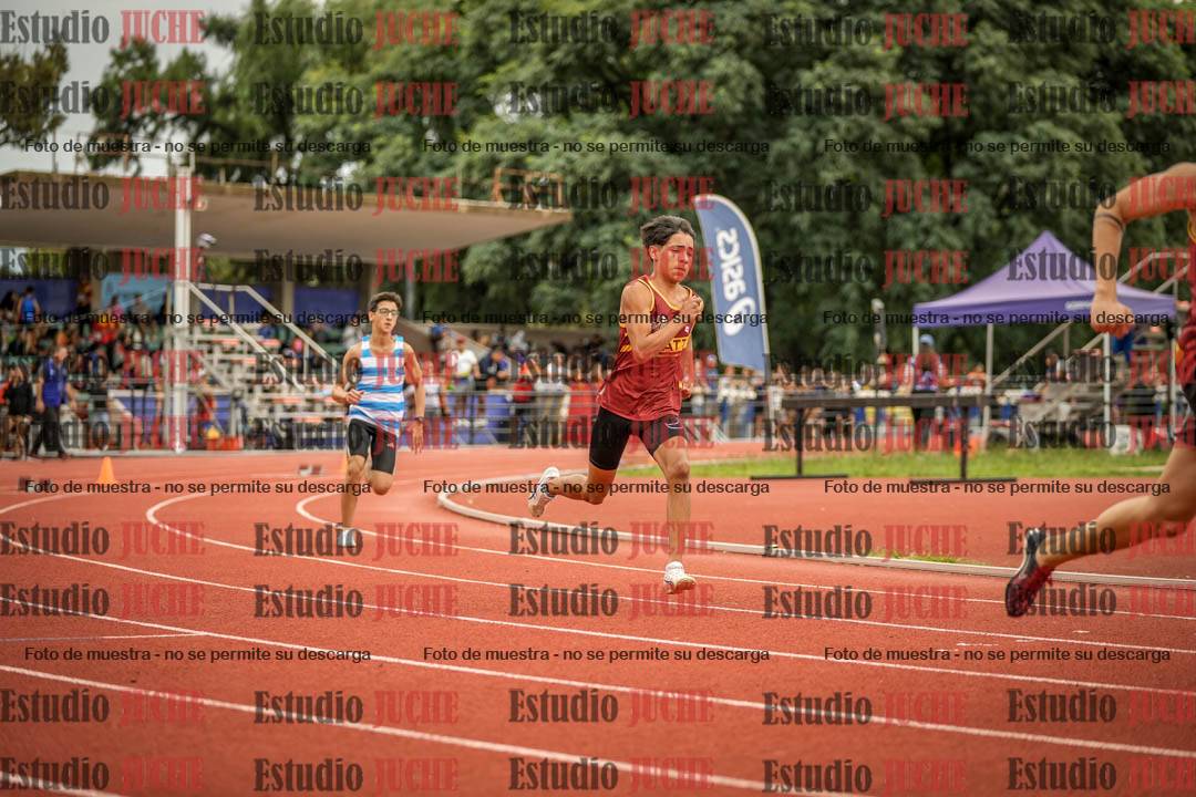 Fotos de los 400 m llanos de varones