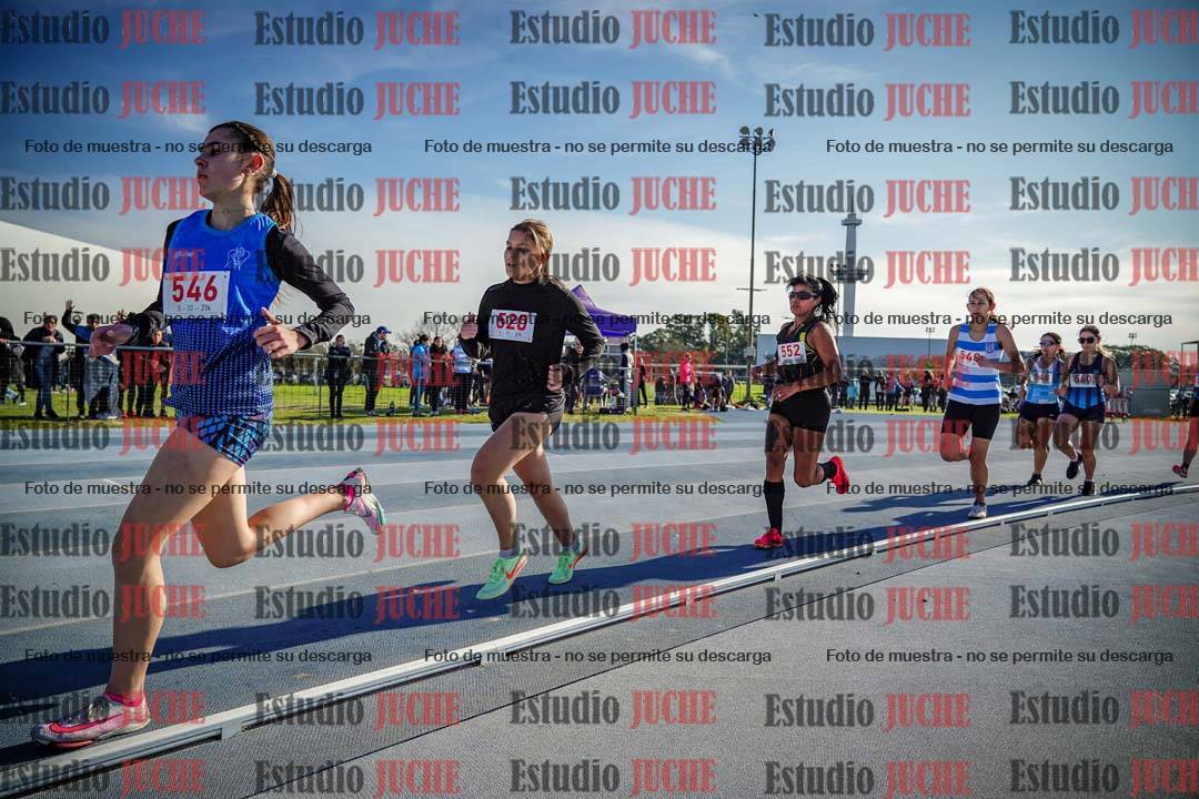 Fotos de los 1500 m llanos de mujeres