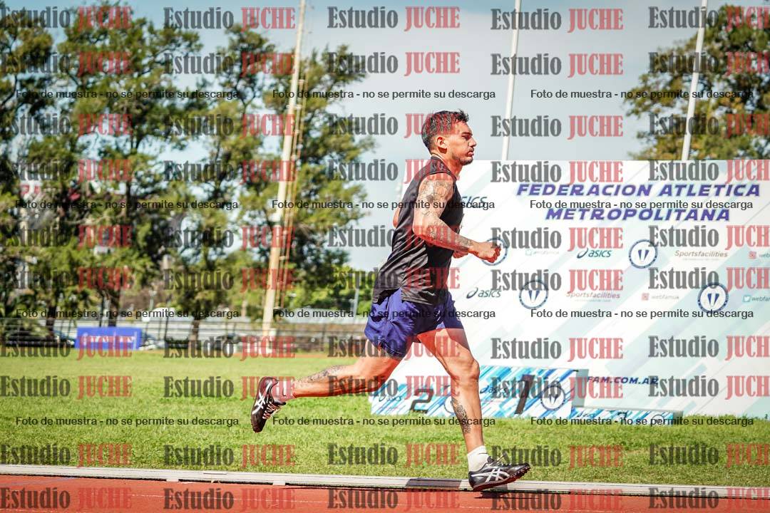 Fotos de los 800 m llanos de varones