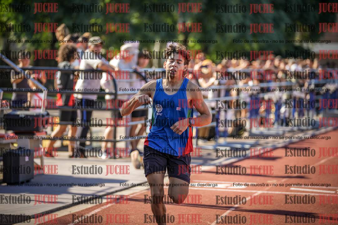 Fotos de los 400 m llanos de varones