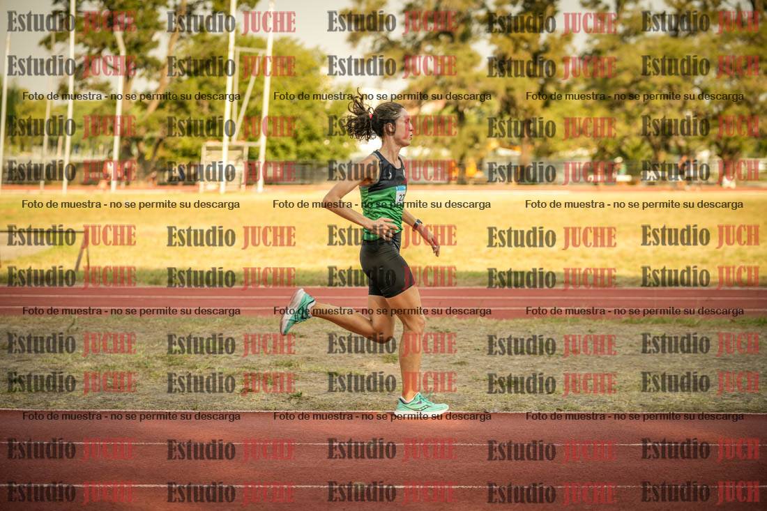 Fotos de los 5000 m llanos de mujeres y varones