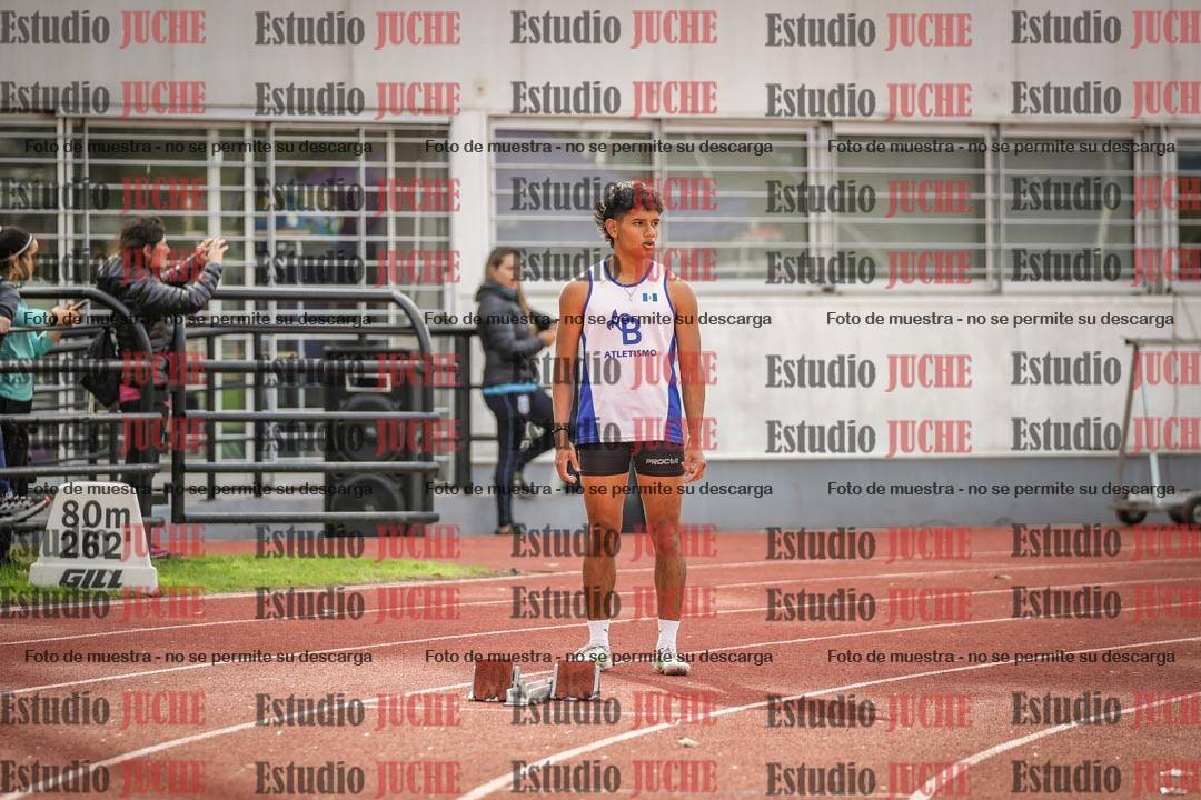 Fotos de los 400 m llanos de varones