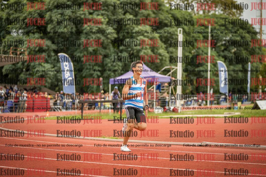 Fotos de los 400 m llanos de varones