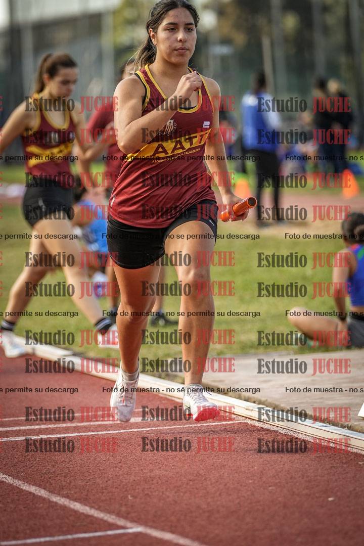 Fotos de las postas 4x400 m llanos de mujeres