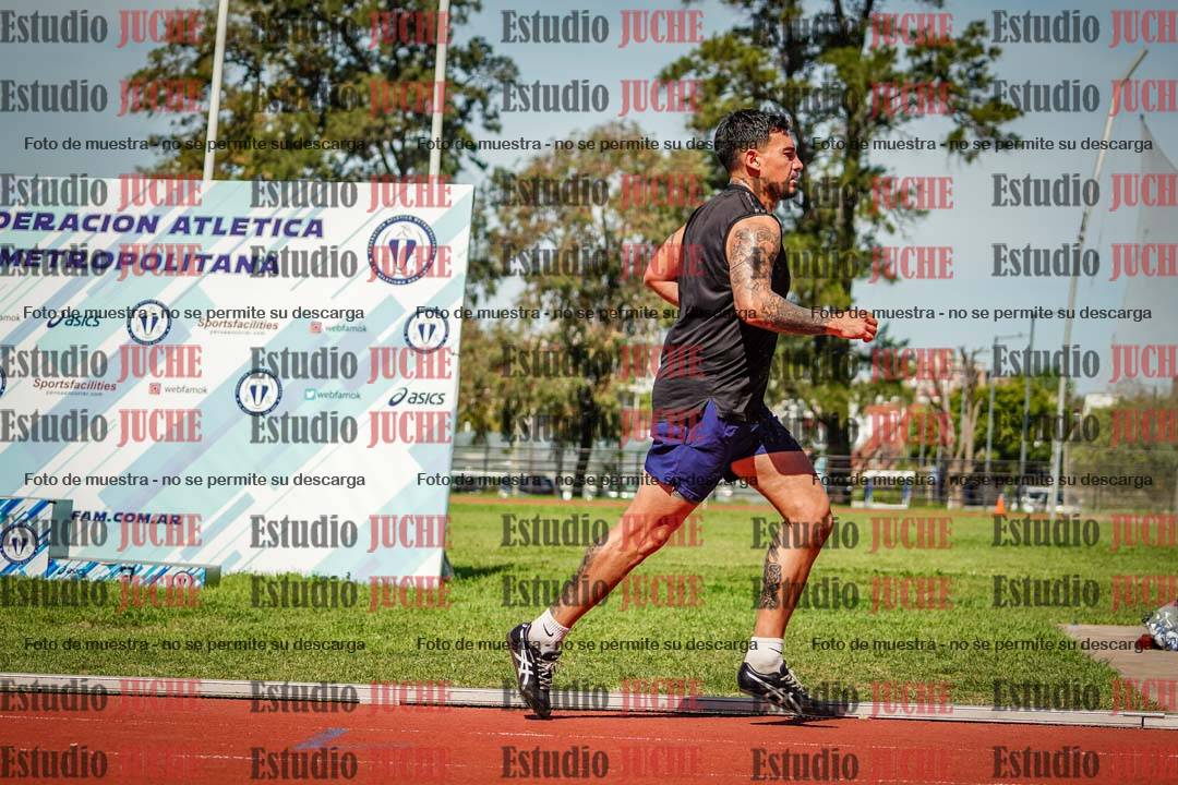 Fotos de los 800 m llanos de varones