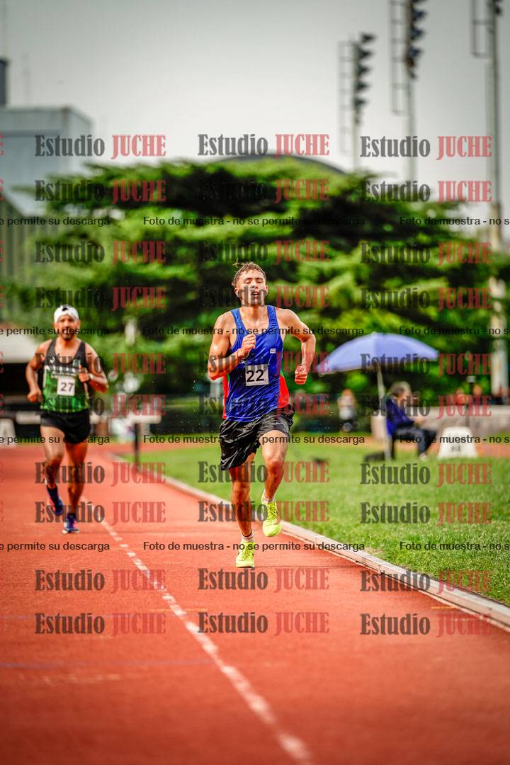 Fotos de los 3000 m con obstáculos de varones