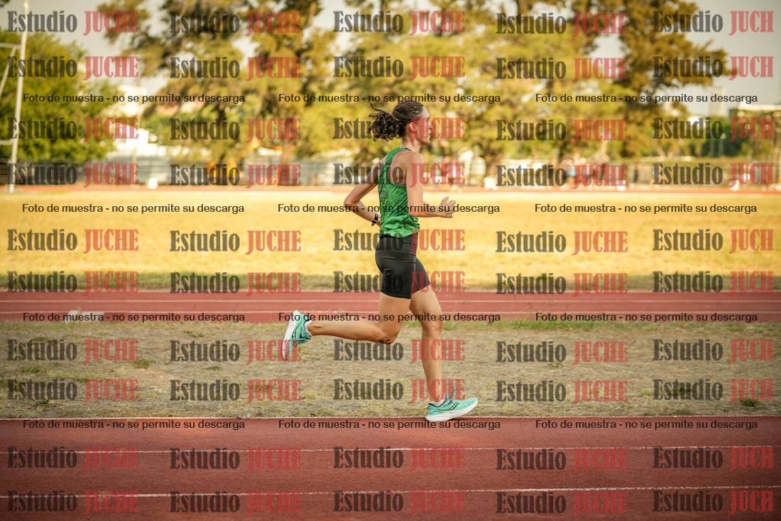 Fotos de los 5000 m llanos de mujeres y varones