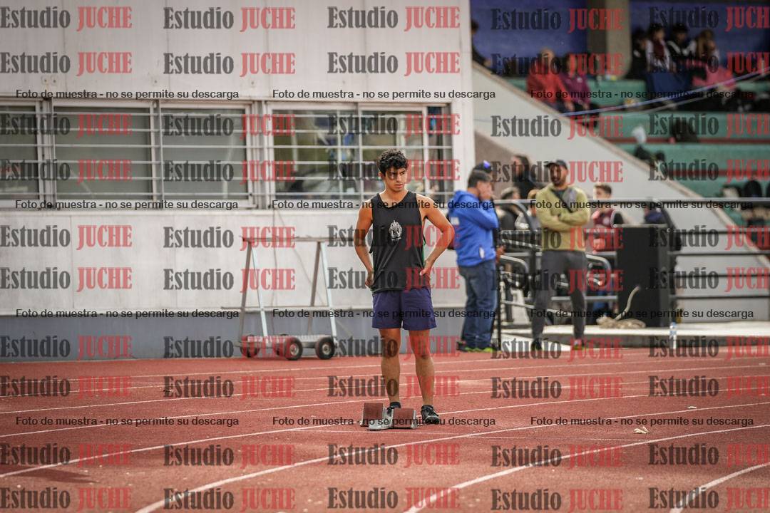 Fotos de los 400 m llanos de varones