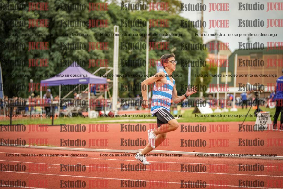 Fotos de los 400 m llanos de varones