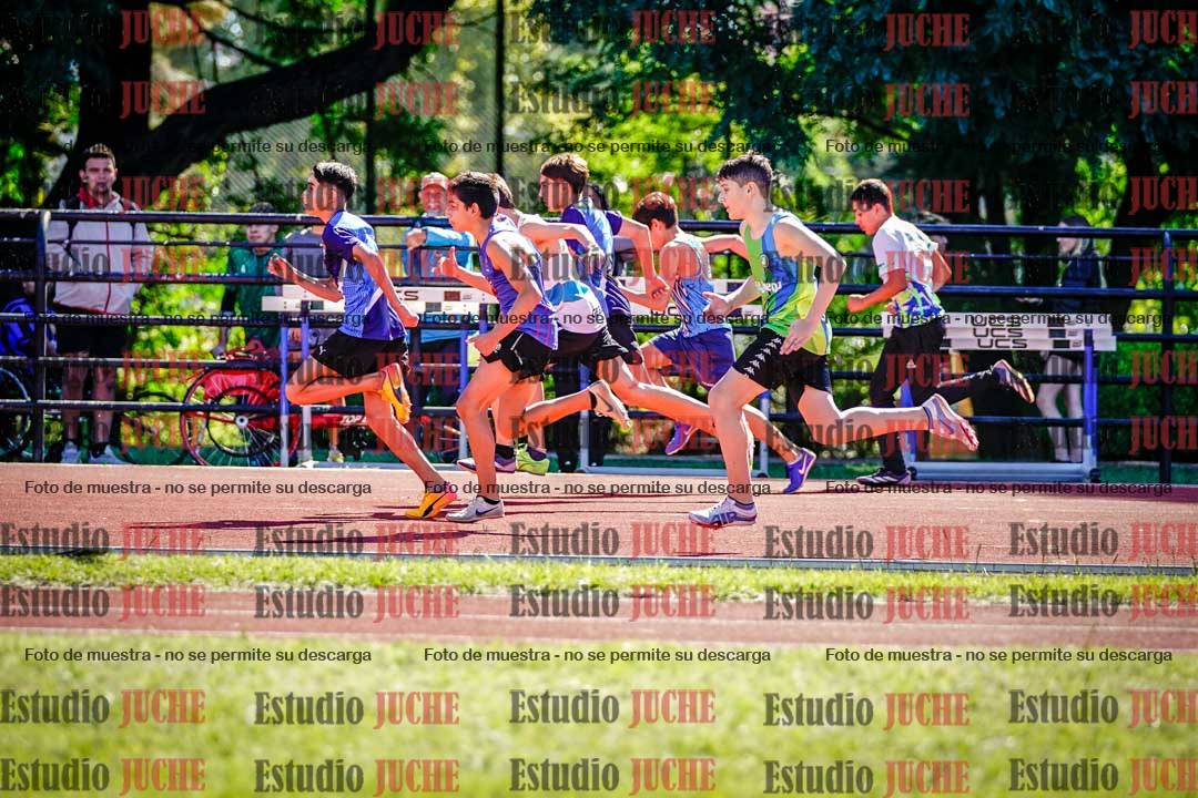 Fotos de los 80 m de varones