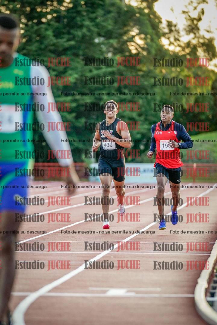 Fotos de los 1500 m llanos de varones - deca 10