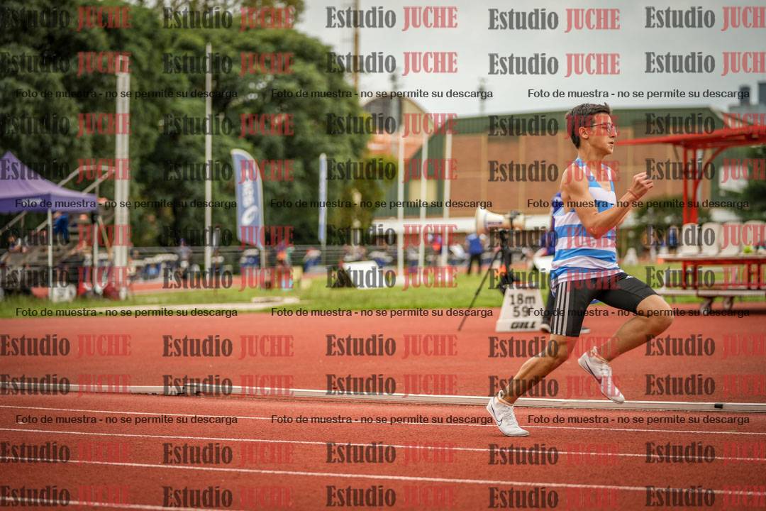 Fotos de los 400 m llanos de varones